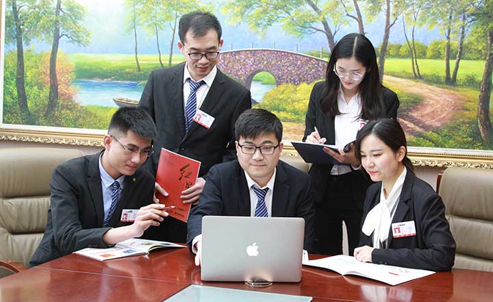 認真商榷設計方案，為用戶提供更科學的投資方針