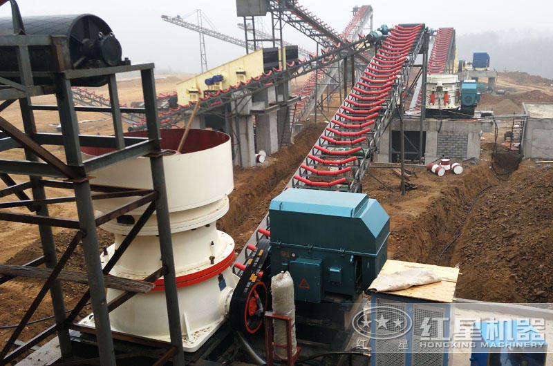 大型碎石機生產現場，遠程操控，智能方便