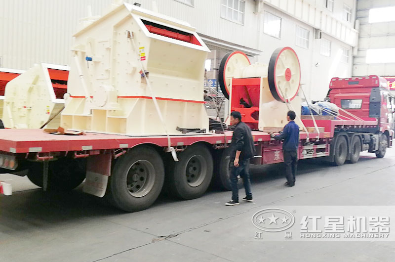 成套整形青石碎石機(jī)發(fā)往各地現(xiàn)場(chǎng)，廠家提供多種型號(hào)現(xiàn)貨