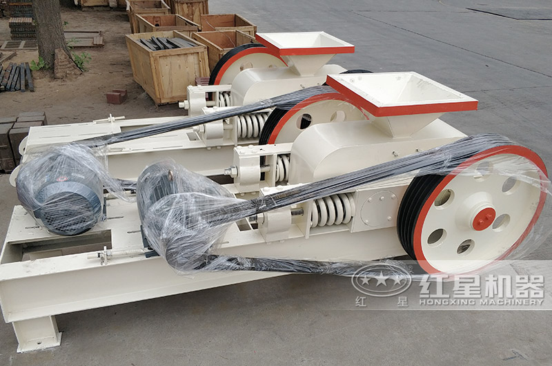 對輥制砂機(jī) 對輥制砂機(jī)