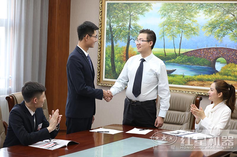 客戶(hù)來(lái)廠合理選購(gòu)制砂設(shè)備