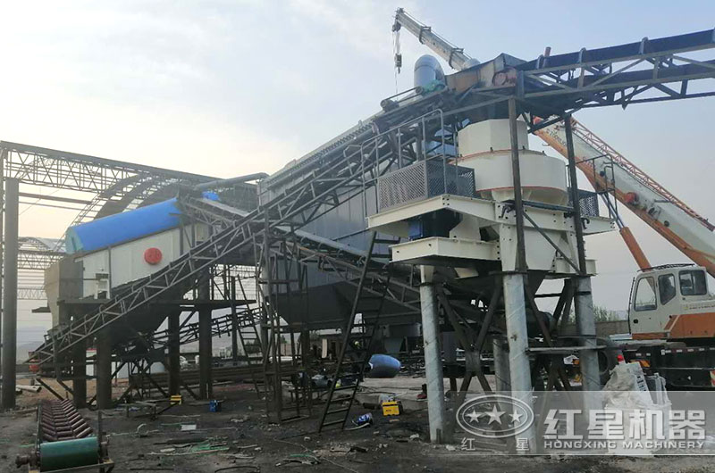 保定客戶砂石料整形機(jī)作業(yè)現(xiàn)場 保定客戶砂石料整形機(jī)作業(yè)現(xiàn)場