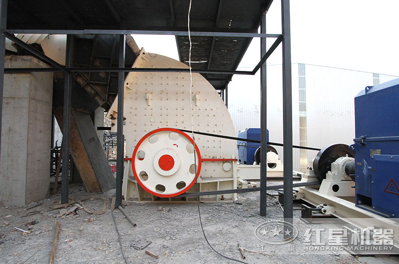 重錘式破碎機(jī) 重錘式破碎機(jī)