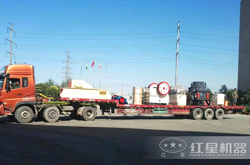 全套時產(chǎn)200噸碎石機設(shè)備發(fā)貨 全套時產(chǎn)200噸碎石機設(shè)備發(fā)貨