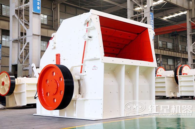 反擊式破碎機實拍，整形效果好，粒度更均勻