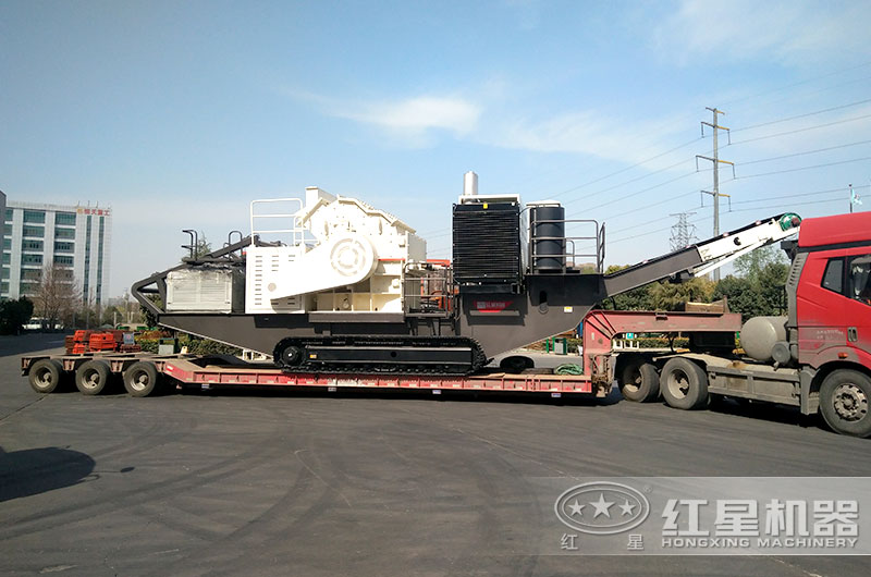 時產(chǎn)200噸移動制砂機(jī)直接發(fā)往客戶現(xiàn)場 時產(chǎn)200噸移動制砂機(jī)直接發(fā)往客戶現(xiàn)場