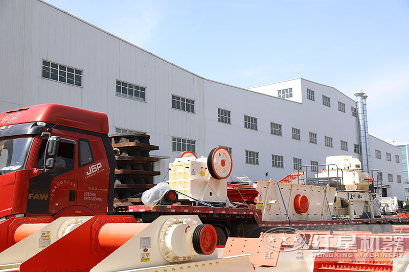 鄂式碎石機發貨實拍 鄂式碎石機發貨實拍