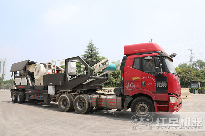 建筑垃圾粉碎機設(shè)備直接開往客戶現(xiàn)場 建筑垃圾粉碎機設(shè)備直接開往客戶現(xiàn)場