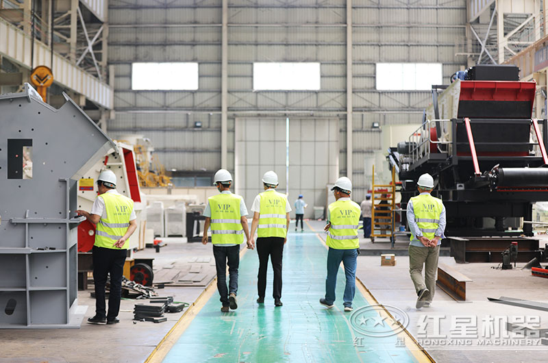 客戶到設(shè)備制造車間參觀 客戶到設(shè)備制造車間參觀
