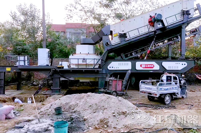 移動式制砂機作業(yè)現(xiàn)場 移動式制砂機作業(yè)現(xiàn)場