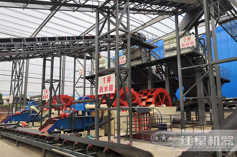 洗砂廠大型洗砂機設備現(xiàn)場