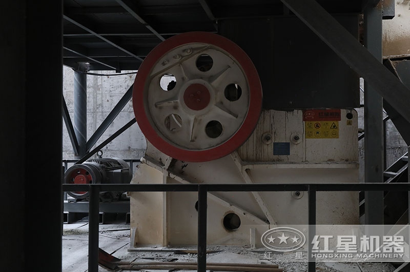 顎式破碎機(jī) 顎式破碎機(jī)