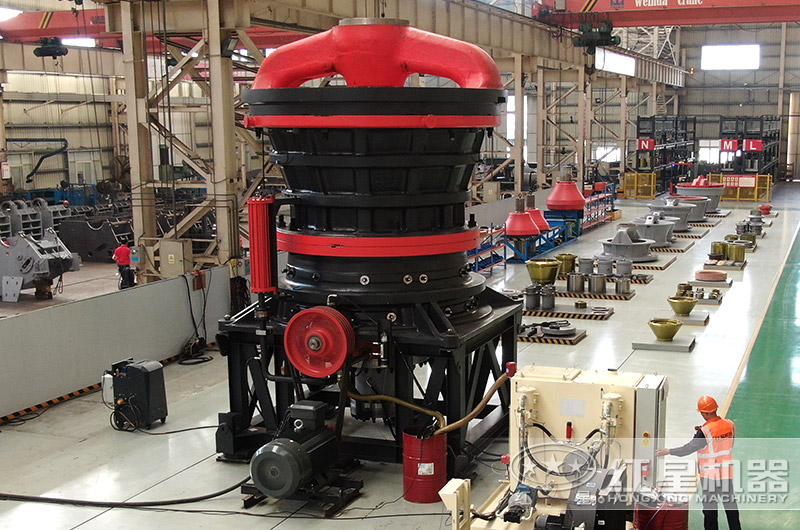 旋回破碎機(jī)