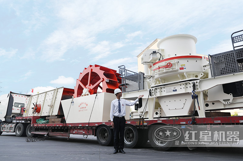 風化巖制砂洗砂設(shè)備發(fā)往河北
